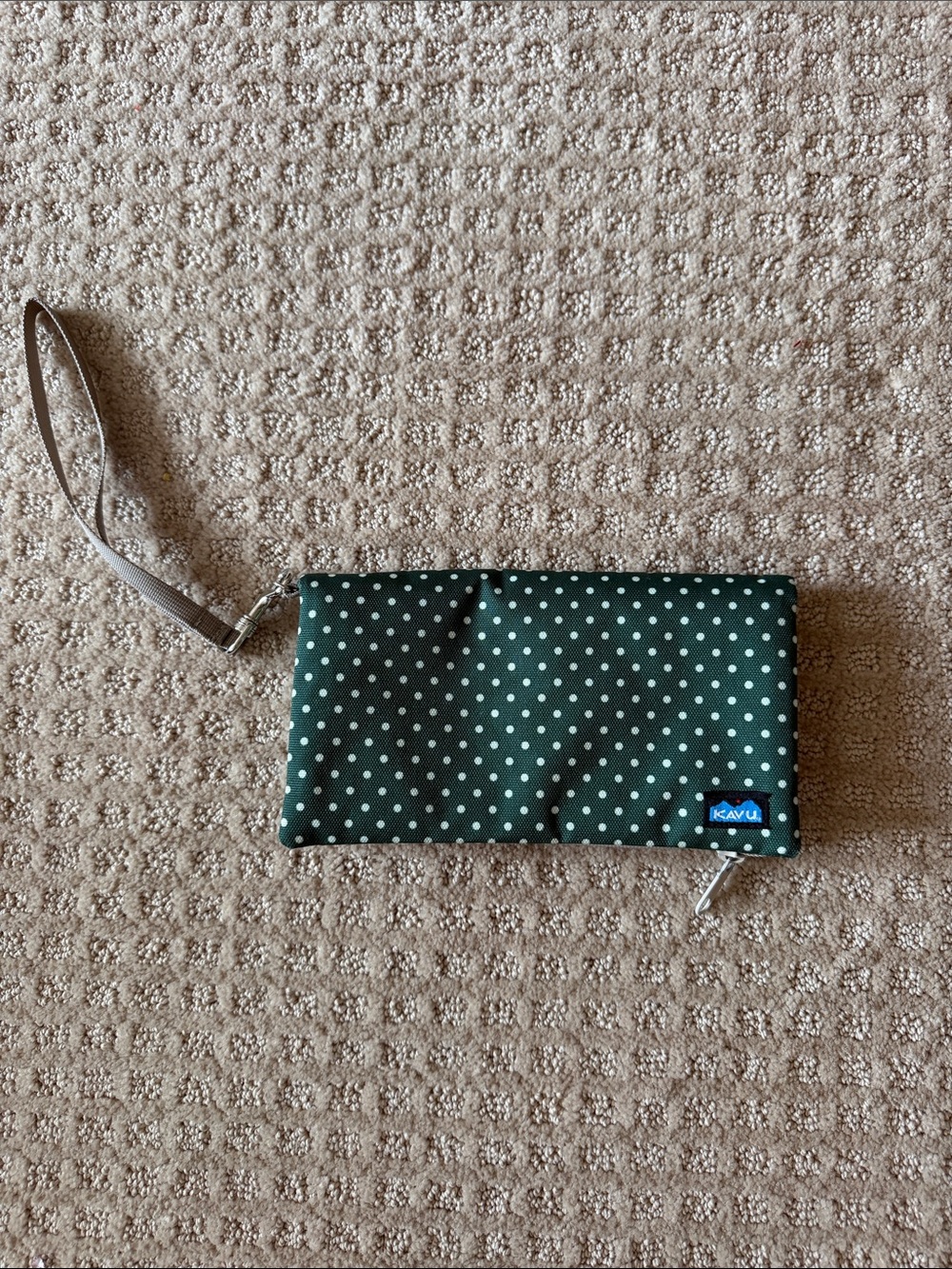 Kavu Green Polka Dot Wristlet Phone Pouch with Strap